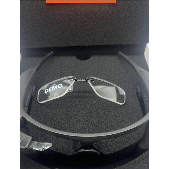 Solos Smart Glasses - Yellow
Bluetooth , android, iPhone compatibility. 
New - Picture 2 of 4